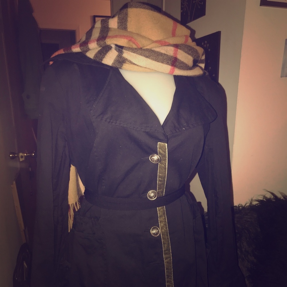 Hi-low Trenchcoat